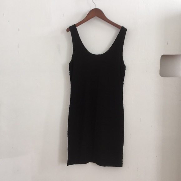 LBD - Picture 2 of 3